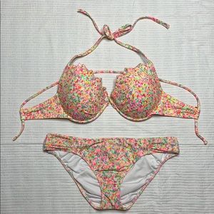Victoria Secret Bikini (top 34DD bottom Medium)